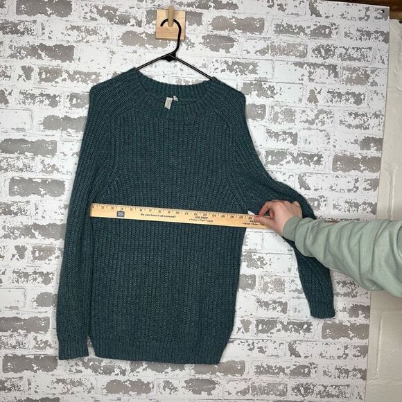 Sahalia | women crewneck long sleeve knitted sweater - Picture 5 of 10